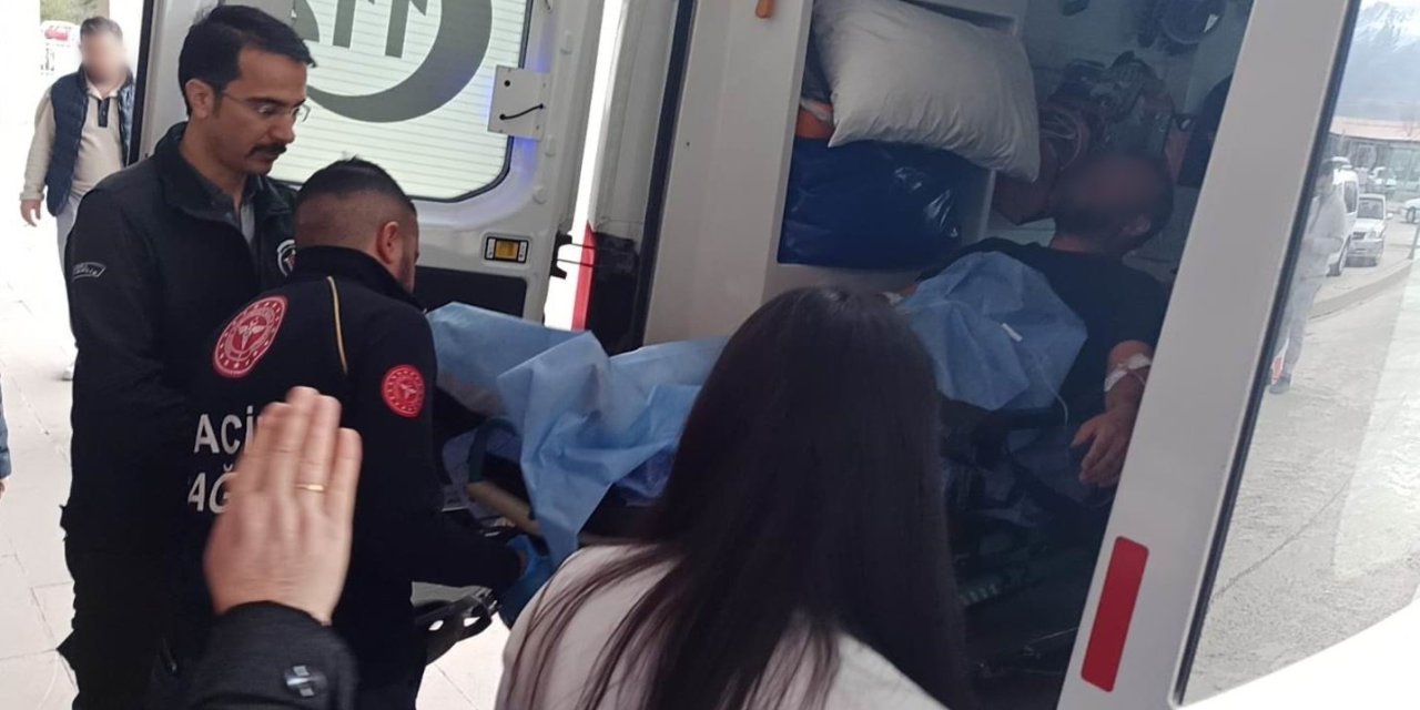 Silahla Yaralanıp Kendi Aracıyla Hastaneye Gitti