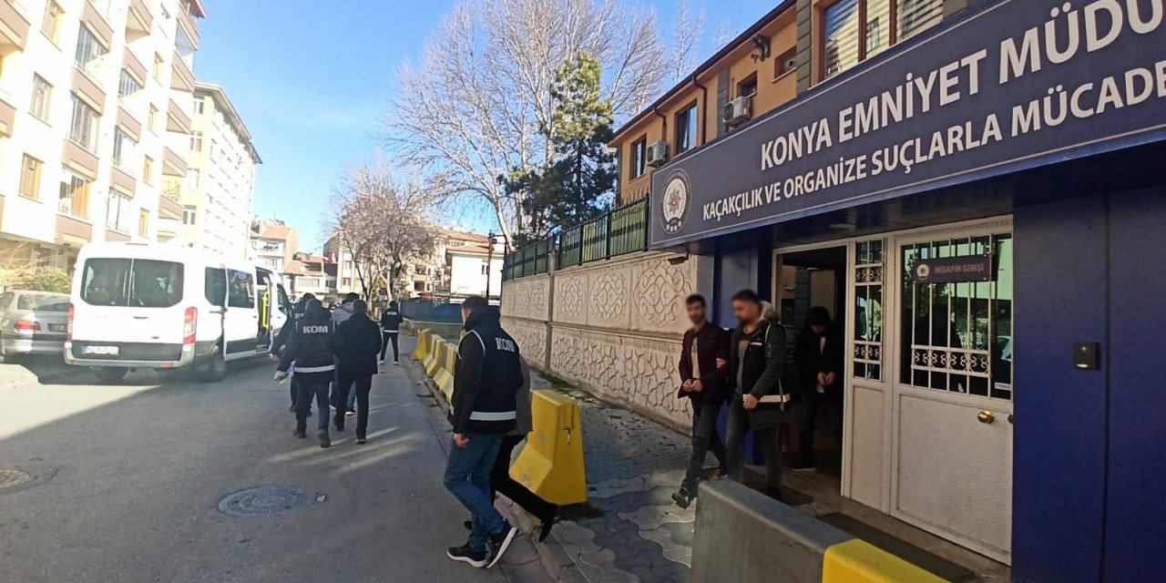 Konya’da Aranması Bulunan 77 Şahıs Yakalandı