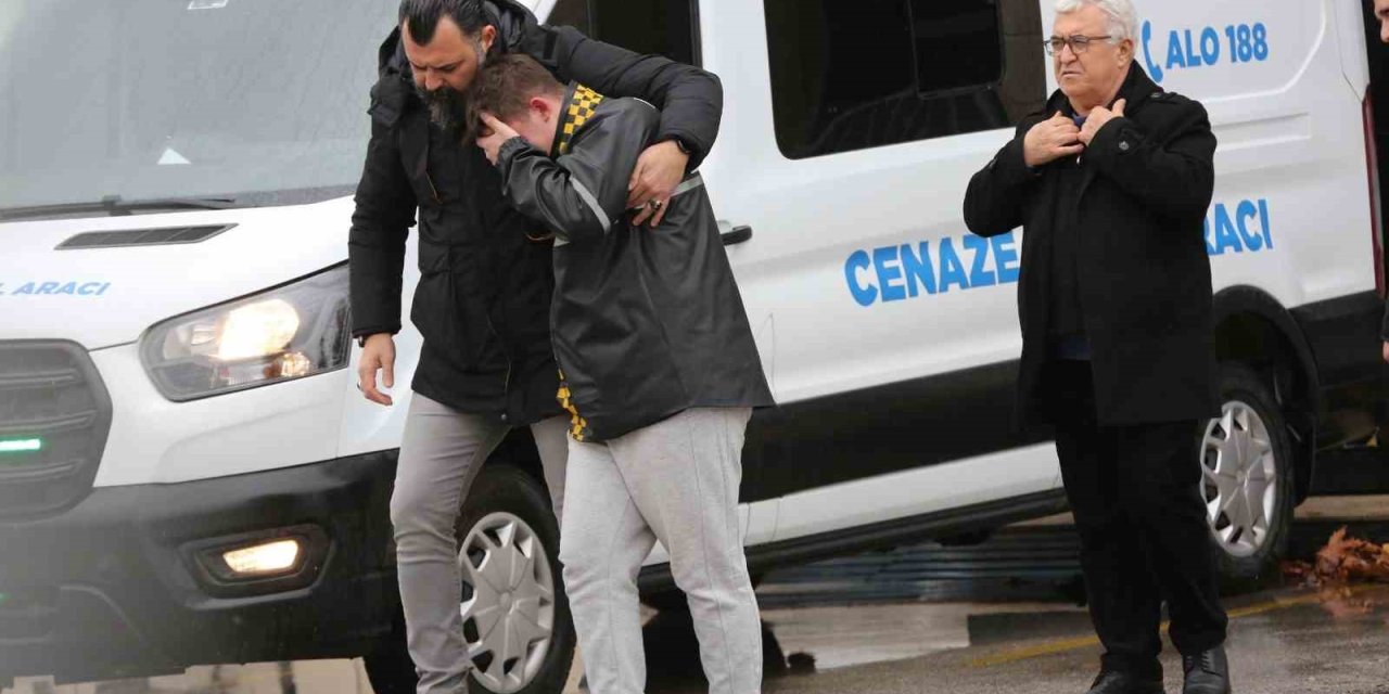 Sel Felaketinde Alt Geçitten Can Veren Adamın Cenazesi Teslim Alındı