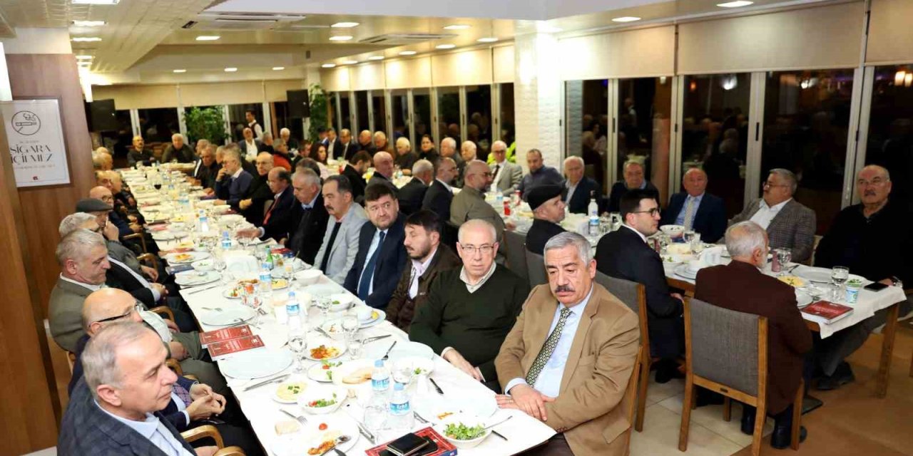 ‘cumhuriyetimizin 100. Yılında Eskişehir’e Değer Katanlar-söyleşiler’ Kitabı Yayınlandı