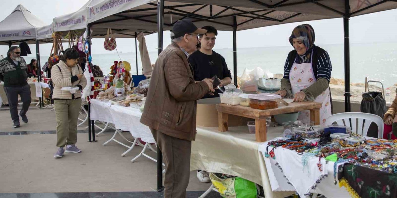 Üretici Kadın Stantları, Bu Kez ’sevgililer Günü’ne Özel Kuruldu