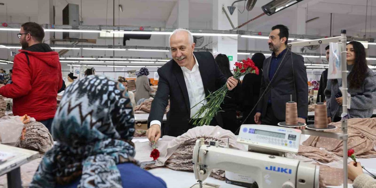 Gültak, Tekstil Çalışanlarıyla Buluştu