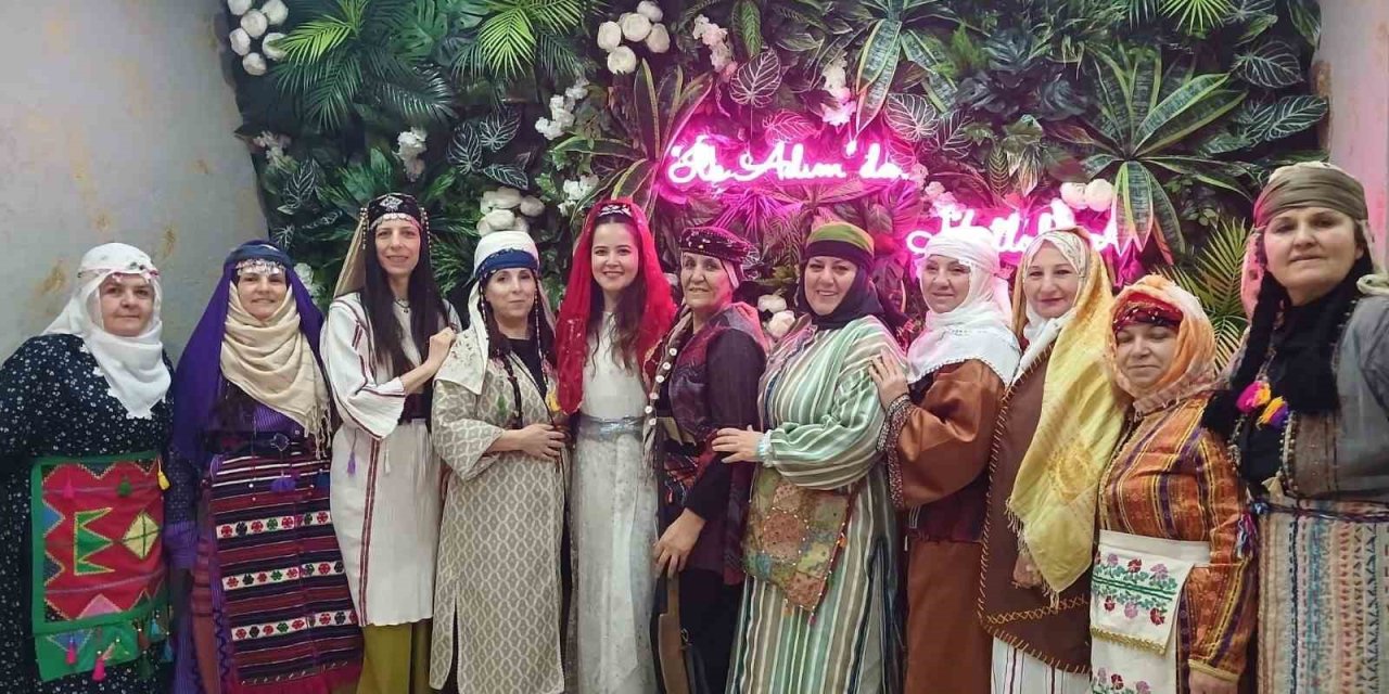 ‘millî Mücadele’nin Kahraman Kadınları’ Tarihsel Drama Gösterisi Eskişehir’de İlgi Gördü