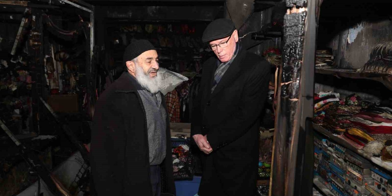 Başkan Kurt’tan Yangında İşyeri Zarar Gören Esnafa Geçmiş Olsun Ziyareti