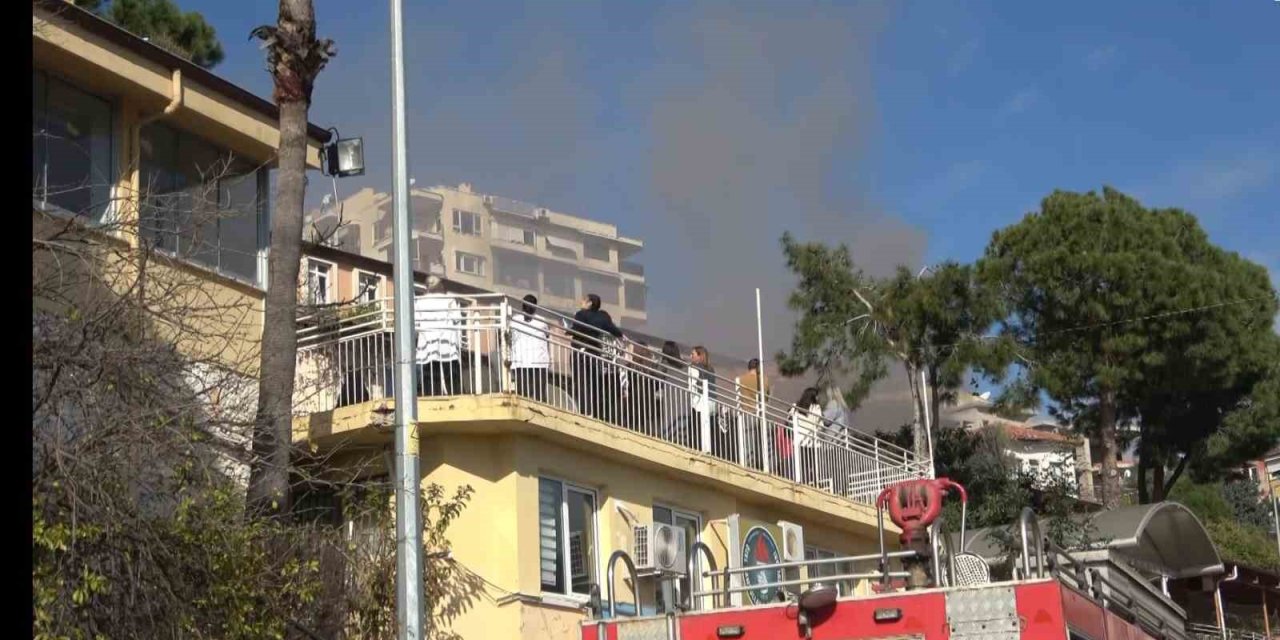 Özel Okulda Çıkan Yangın Korkuttu