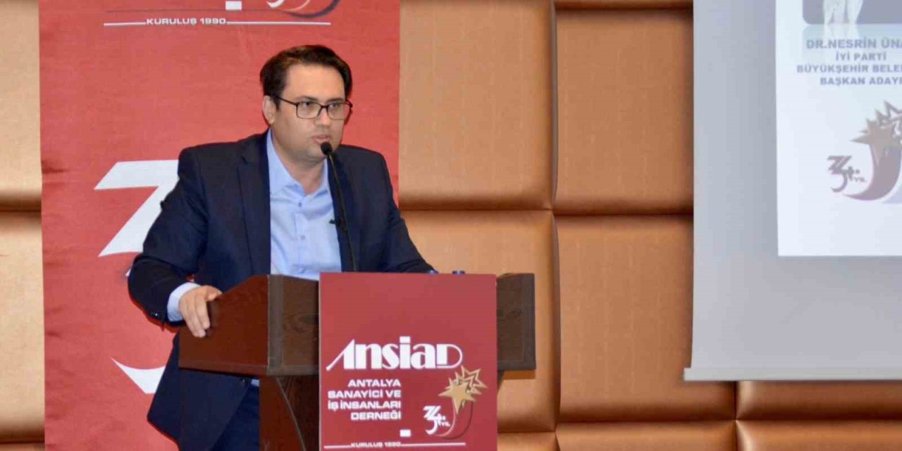 Mimar Emre Afacan, Antalya’nın İş Dünyasına Projelerini Anlattı