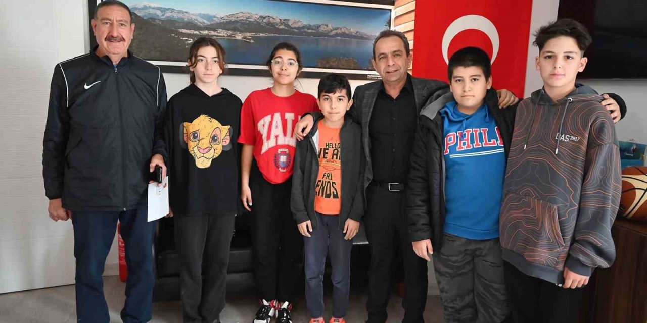 Kemer Belediyesi’nden Sporculara Ulaşım Desteği