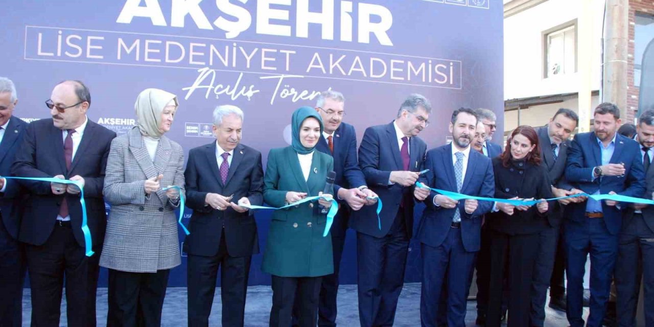 Bakan Göktaş: "gençlerin Geleceğe Hazırlanması Hepimizi İlgilendiren Çok Özel Bir Alan"