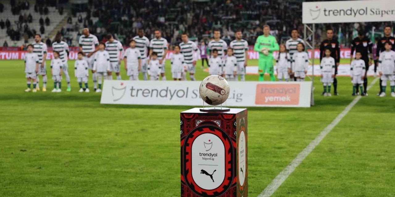 Trendyol Süper Lig: Konyaspor: 0 - Hatayspor: 0 (ilk Yarı)