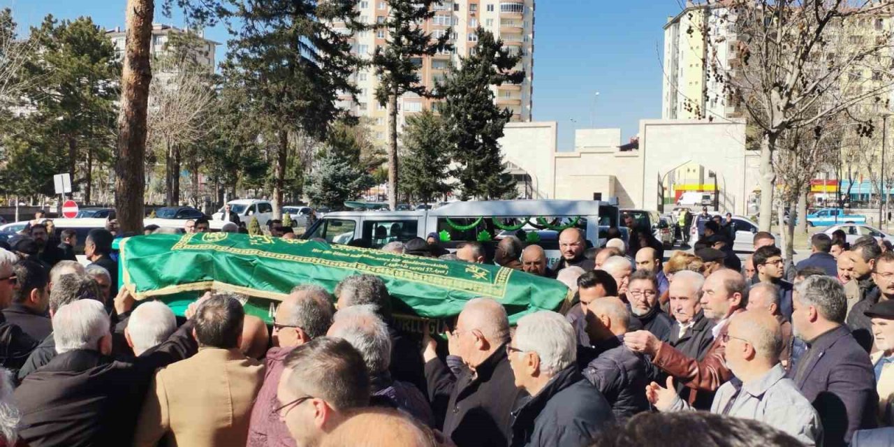 Ahmet Özsarıyıldız Hayatını Kaybetti