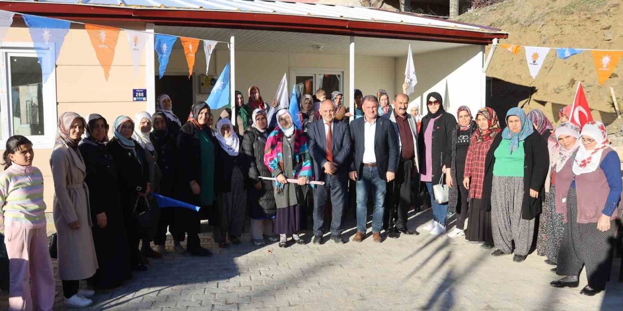 Başkan Öztürk, Kırsal Mahallelerde Vatandaşlarla Buluştu