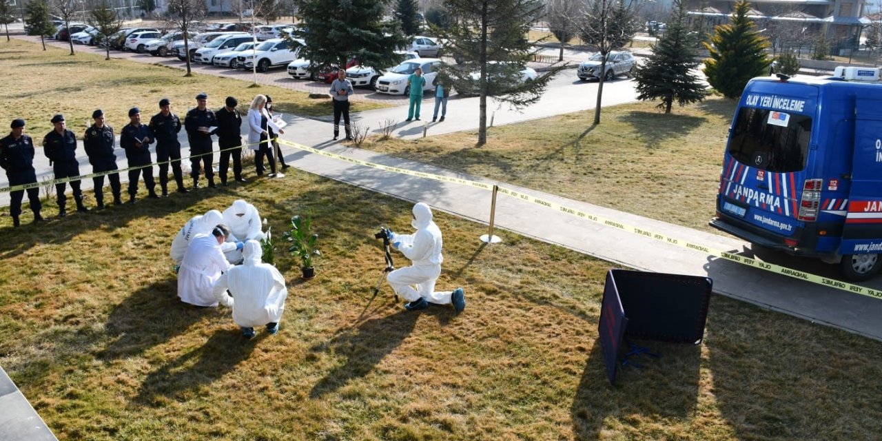 Erü Ve Jandarmadan ‘adli Palinoloji’ Eğitimi