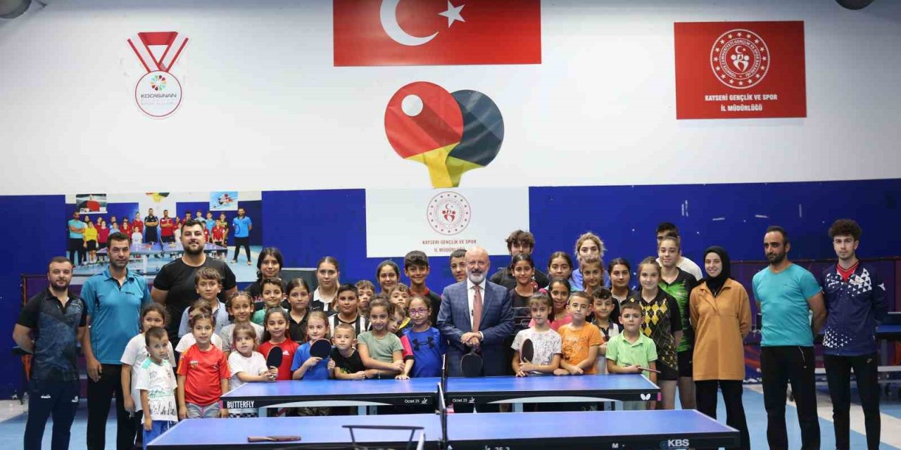 Kocasinan, 100. Yıl Gençler Türkiye Şampiyonası’na Adını Altın Harflerle Yazdırdı