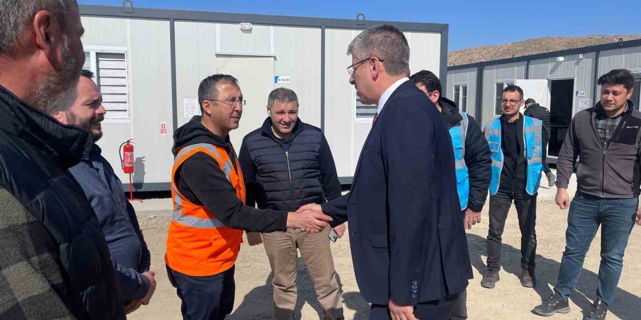 Çopuroğlu’ndan Hızlı Tren Şantiyesine Ziyaret