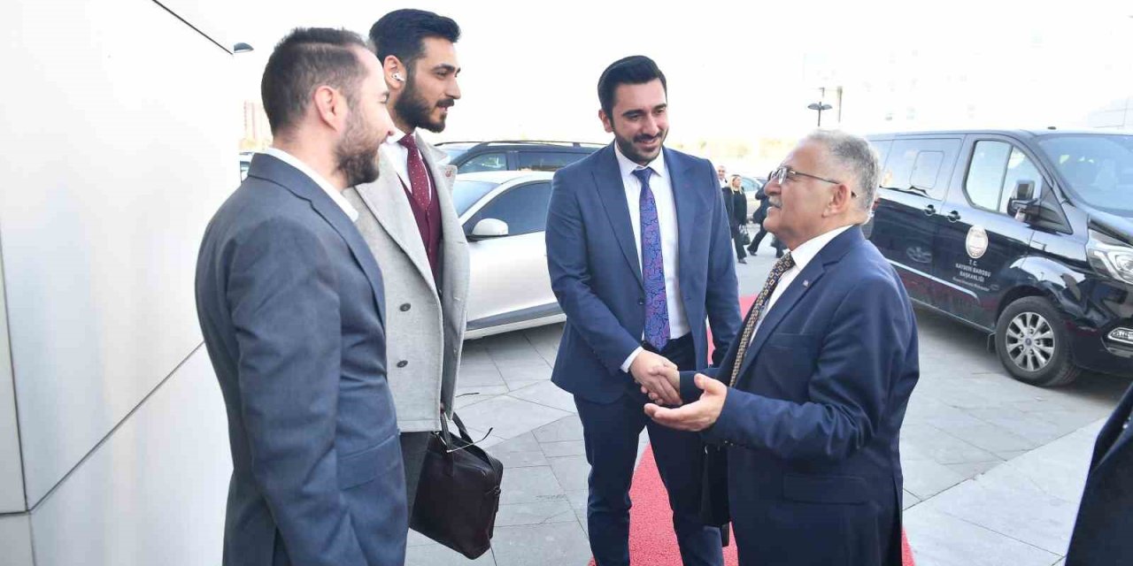 Başkan Büyükkılıç’tan Baro Başkanı Köse’ye Ziyaret