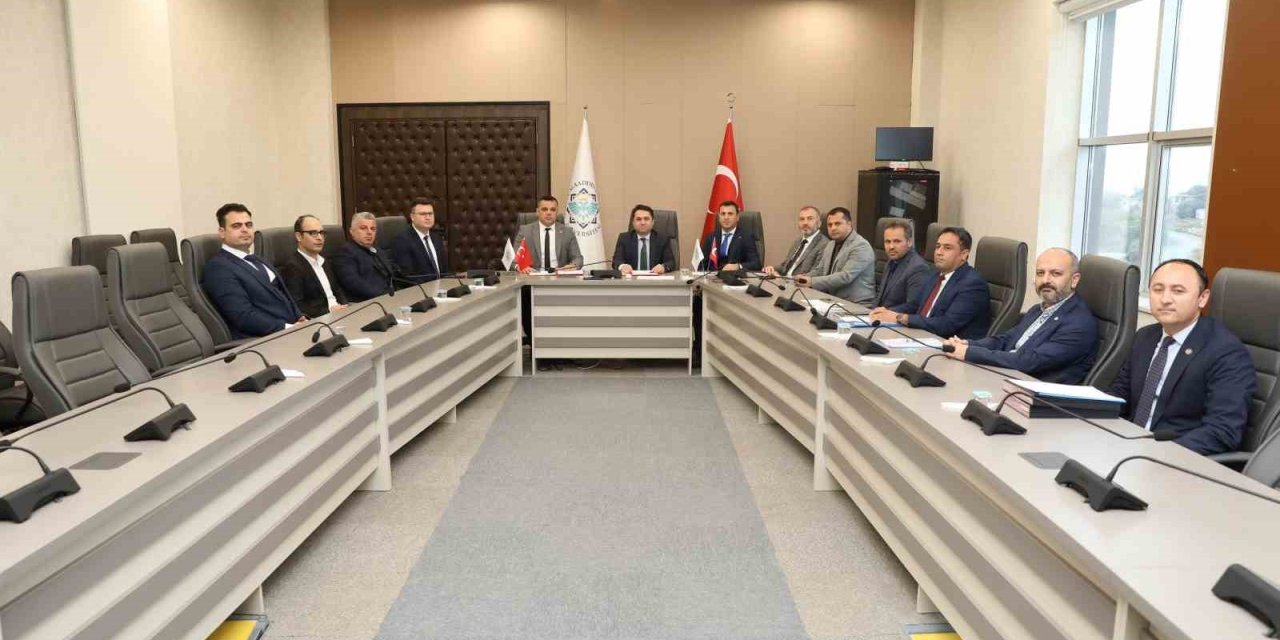 Alkü’de İşçiler İçin Toplu Sözleşme