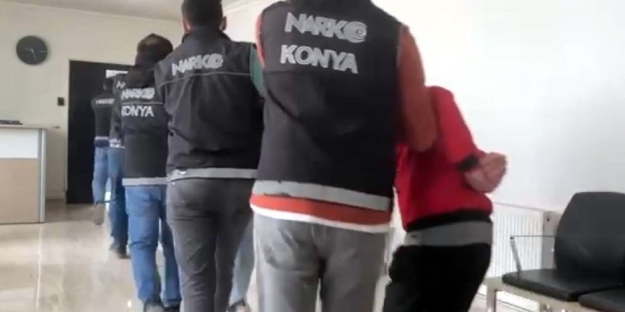 Konya’da Polis Ekipleri 192 Aranan Şahsı Yakaladı