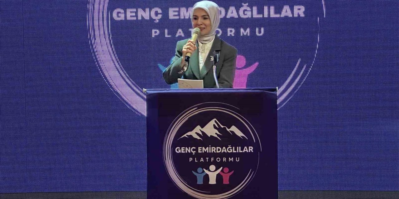 Bakan Göktaş, Eskişehir’de Büyük Emirdağlılar Buluşması’na Katıldı