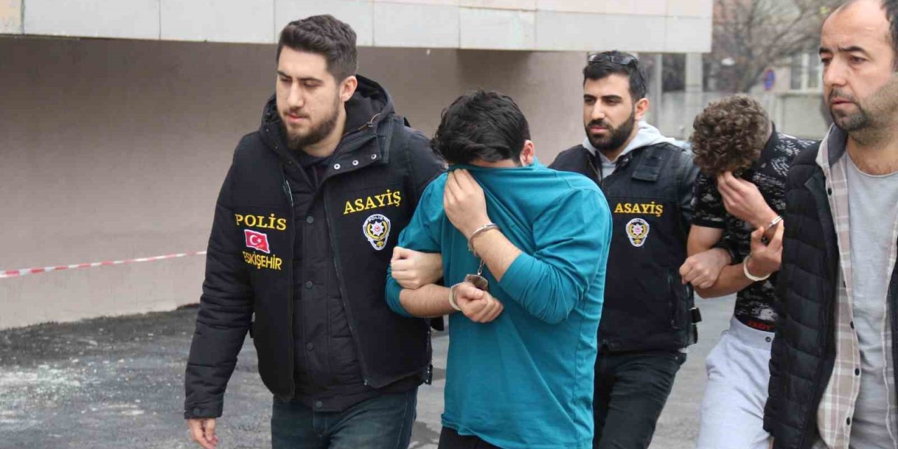 Ayşenur Çolakoğlu’nu 4 Kurşunla Öldüren Eski Sevgilisine İyi Hal İndirimi Uygulandı