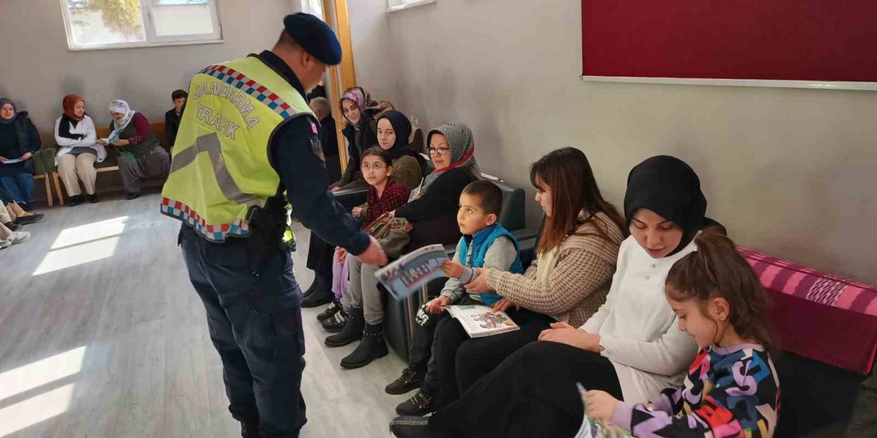 Jandarmadan Özel Öğrencilere Trafik Eğitimi