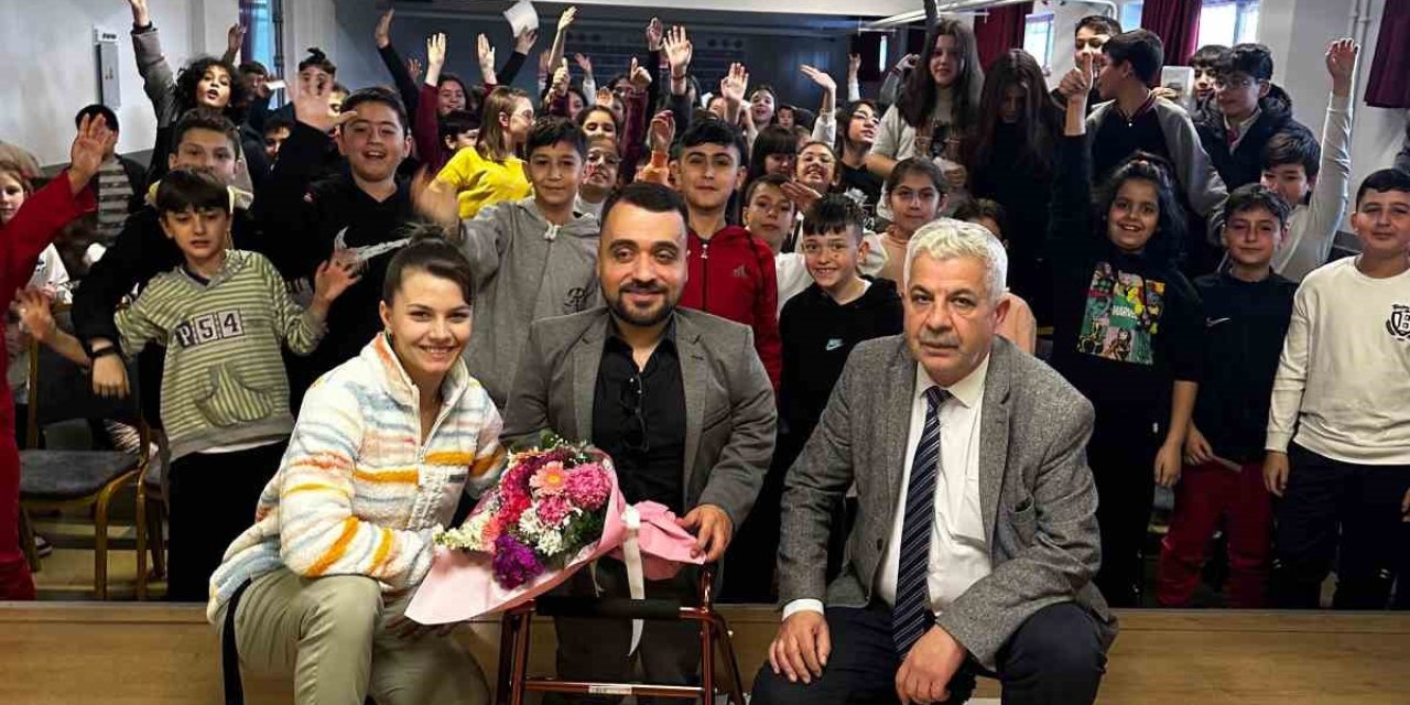 Burak Sakçı Minklere Tecrübelerini Aktardı