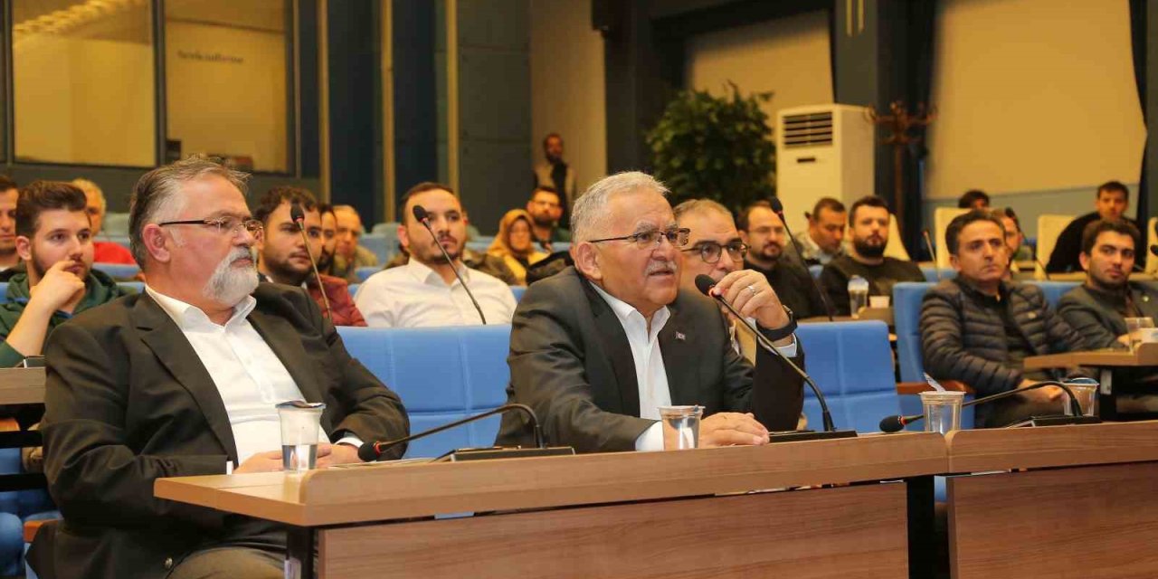 Başkan Büyükkılıç, Prefabrik Yapıların Değerlendirilmesi Semineri’ne Katıldı