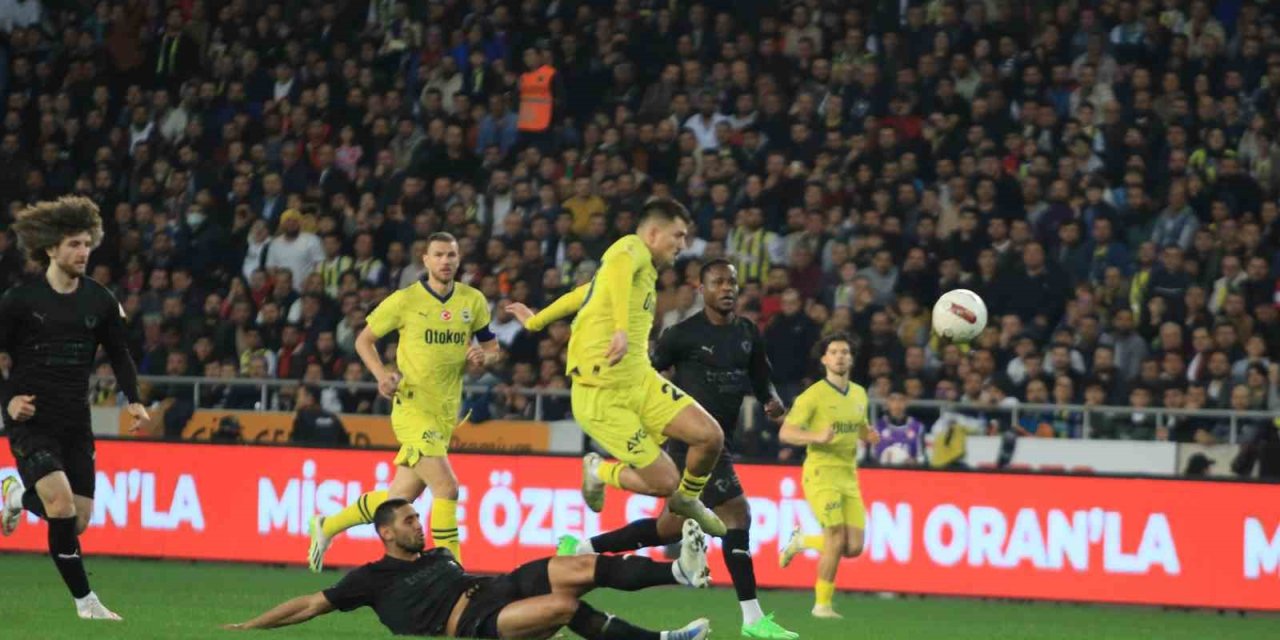 Trendyol Süper Lig: Hatayspor: 0 - Fenerbahçe: 0 (maç Devam Ediyor)