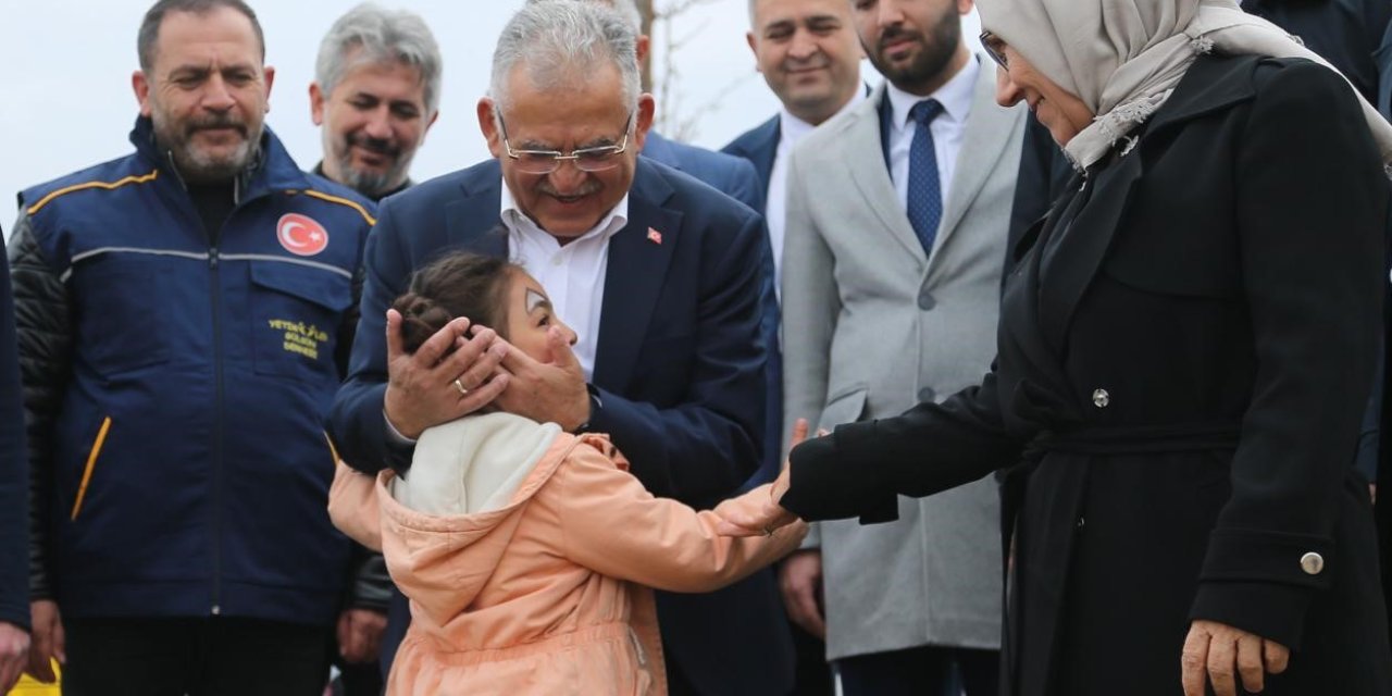 Başkan Büyükkılıç, Yetim Çocukların Coşkusuna Ortak Oldu