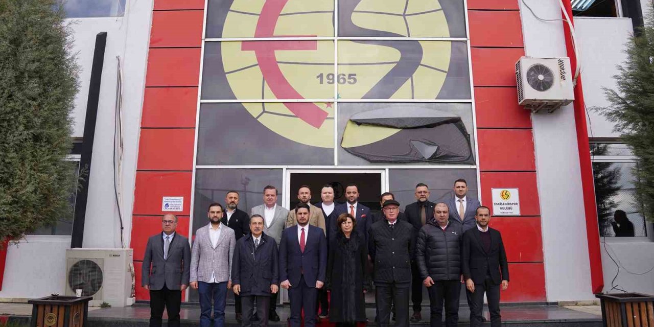 Başkanlardan Eskişehirspor Kulübüne Ziyaret