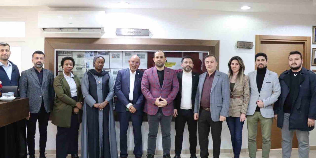 Uganda Dışişleri Bakanı’ndan İş Adamlarına Yatırım Daveti