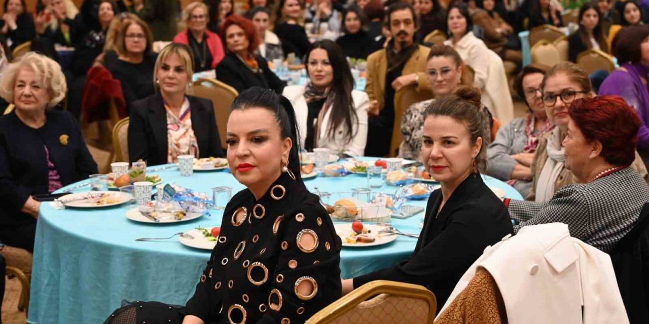 Tütüncü, Emekçi Kadınlar Buluşmasında