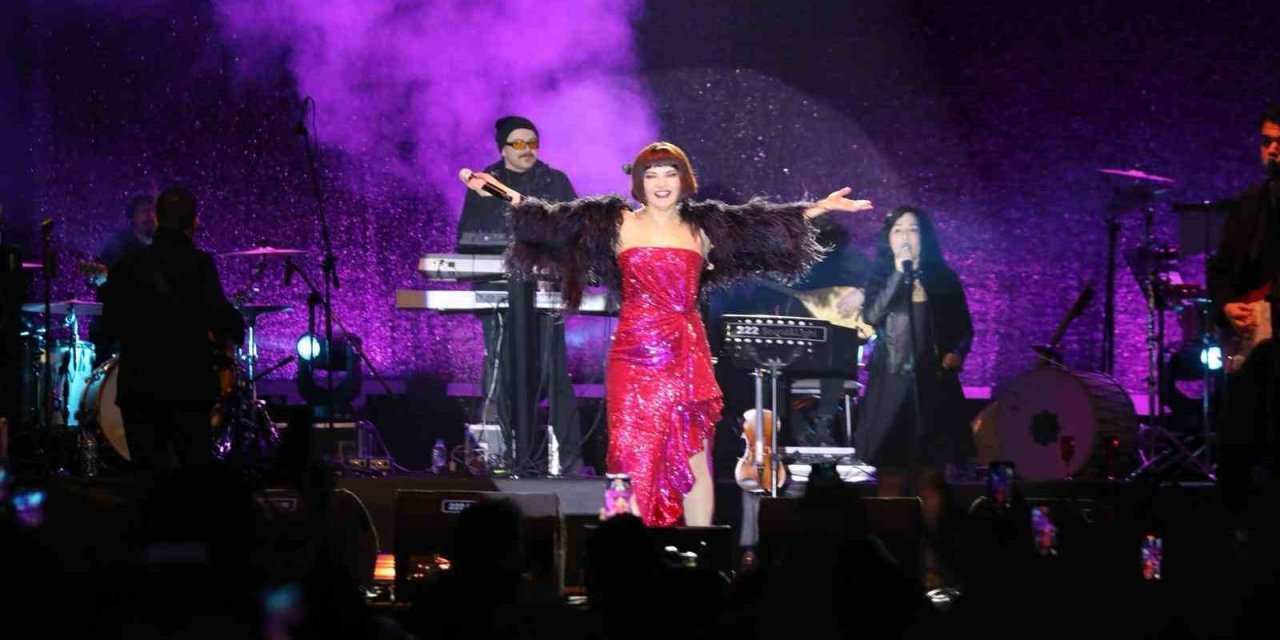 Kazım Kurt’tan 8 Mart’a Özel Göksel Konseri