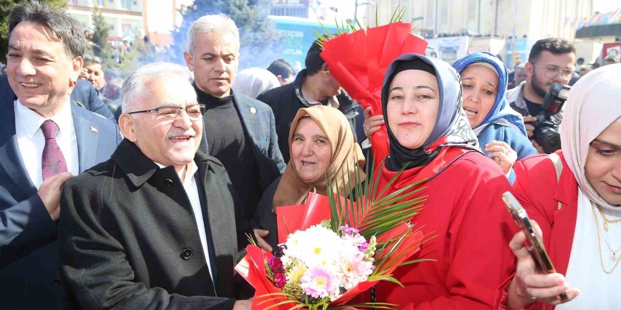 Başkan Büyükkılıç, Ata Toprağı Develi’de Konuştu: “durmak Yok, Koşmaya Devam”