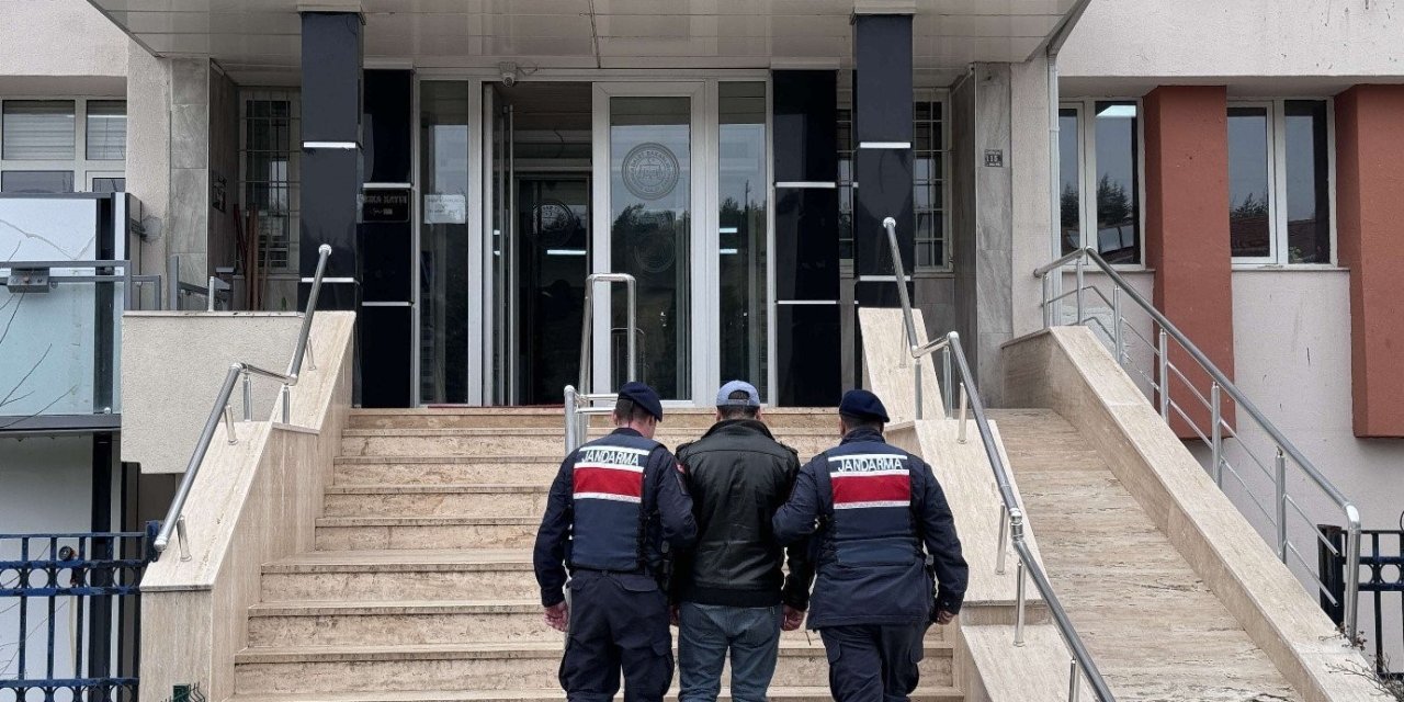 Eskişehir’de Jandarma Ekiplerince Aranması Bulunan 43 Şahıs Yakalandı