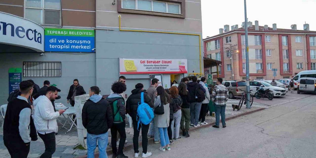 Öğrencilere Yemek Desteği Ramazan’da Da Devam Ediyor