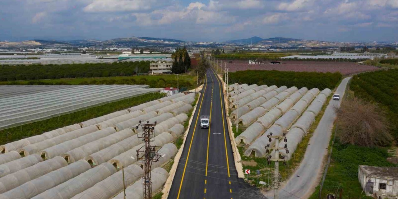 Mersin’de Yol Yapım Çalışmaları Sürüyor