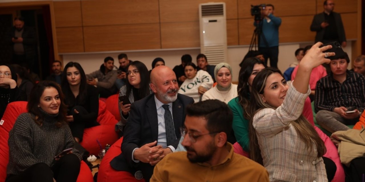 Başkan Çolakbayrakdar: “gençlerimiz, Dünyada Ses Getirecek Çalışmalara İmza Atacak”