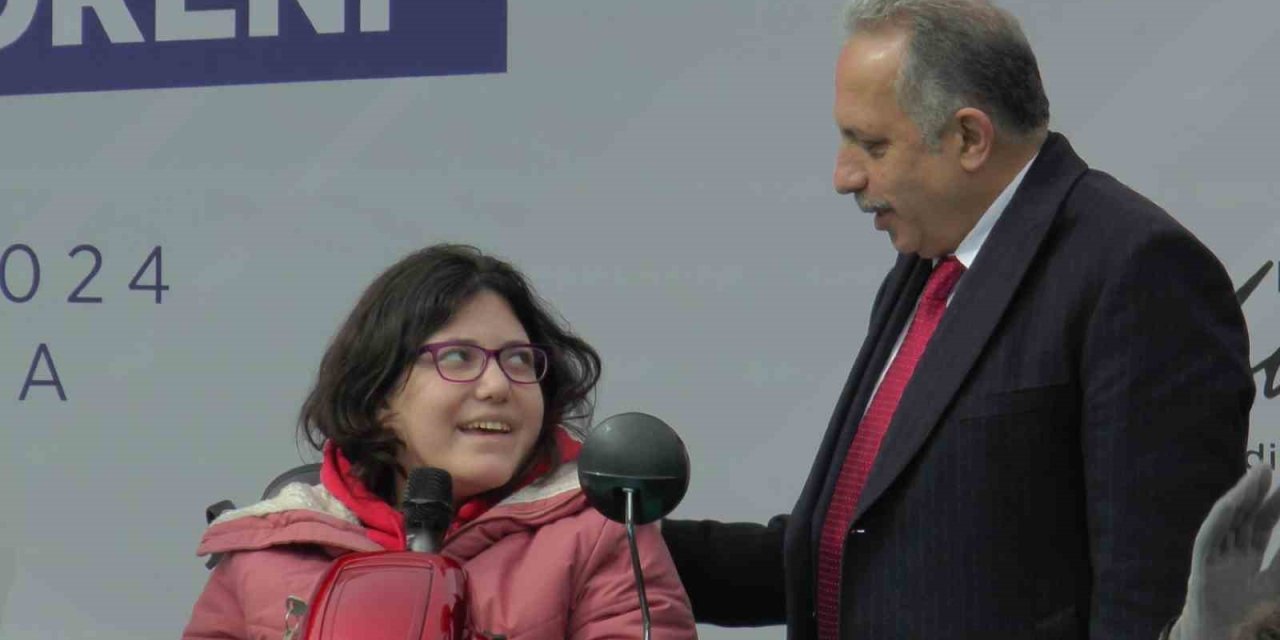 Talas Belediyesi Engelli Vatandaşların Gönüllerine Dokunmaya Devam Ediyor