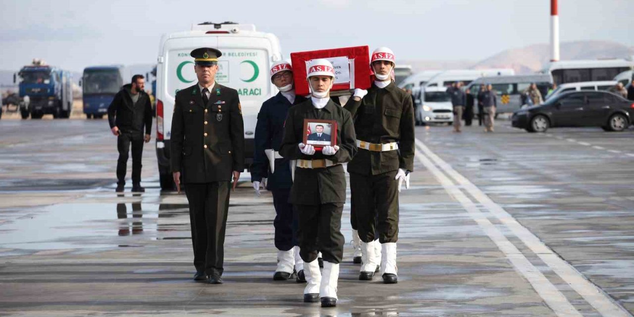 Şehit Uzman Çavuş Güven’in Cenazesi Memleketi Aydın’a Uğurlandı