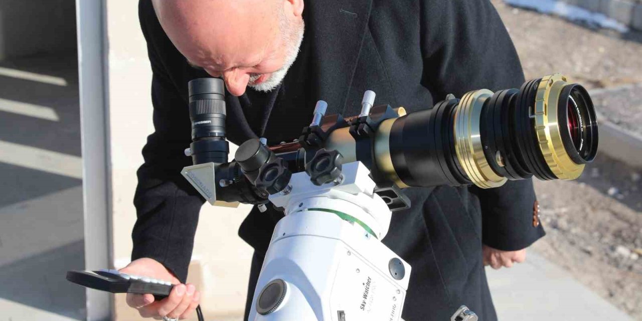 Başkan Çolakbayrakdar: "bir Belediye, Vizyonunu Dünya Ötesine Taşıyor"