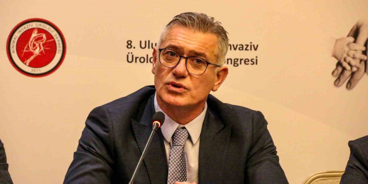 Prof. Dr. Cenk Bilen: “robotlar Hasta İle Doktor Arasına Girdi, Hastalar Bizi Değil Robotları İstiyorlar”