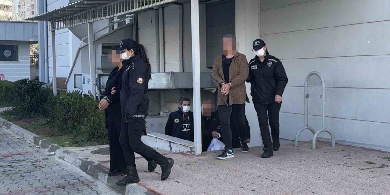 Mersin’de Pkk Şüphelileri Adliyeye Sevk Edildi