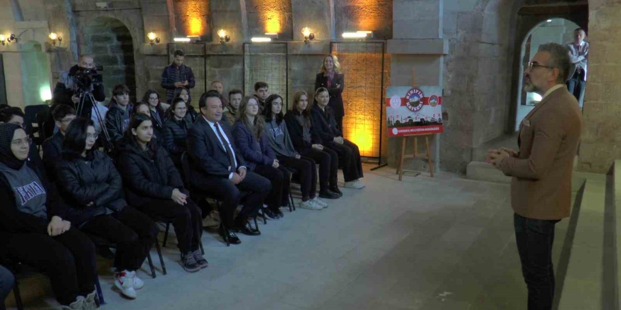 Öğrenciler Çanakkale’yi Tarihi Mekanda Öğrendi