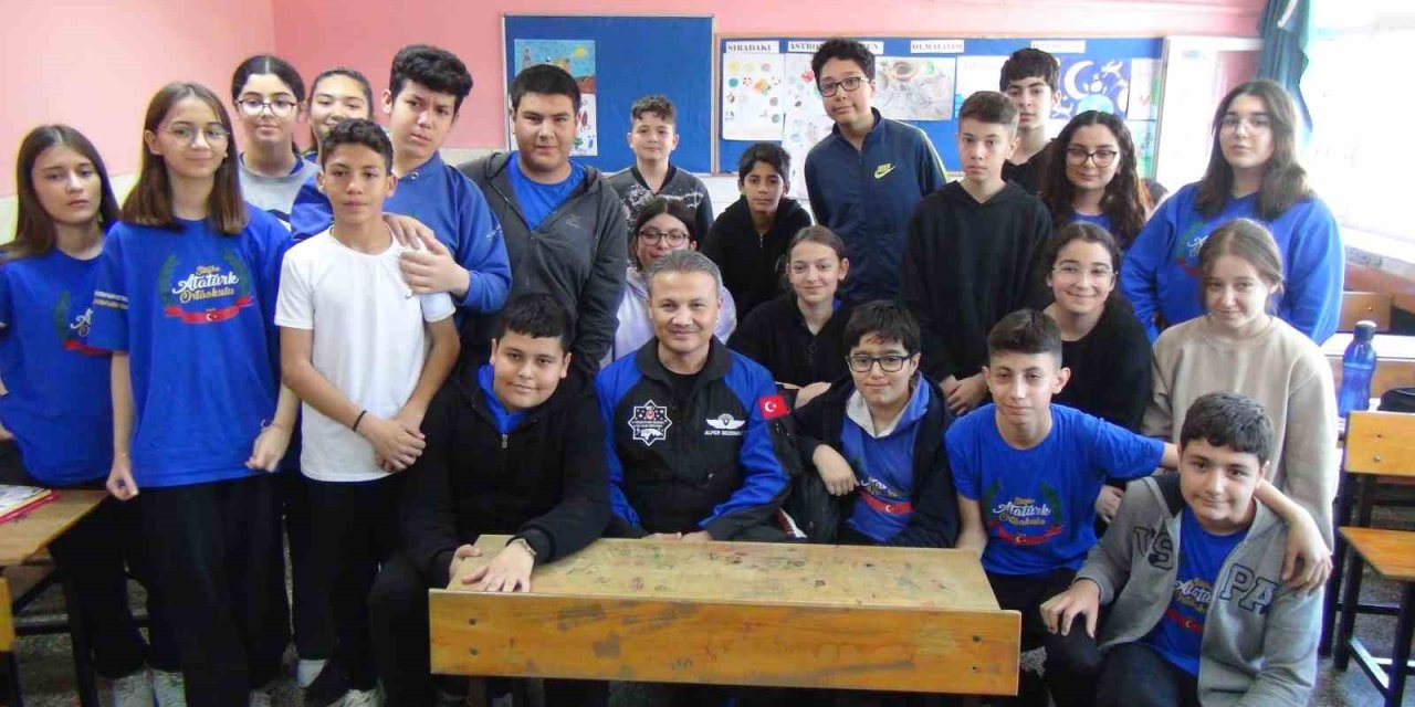 Türkiye’nin İlk Astronotu Alper Gezeravcı Memleketi Silifke’de