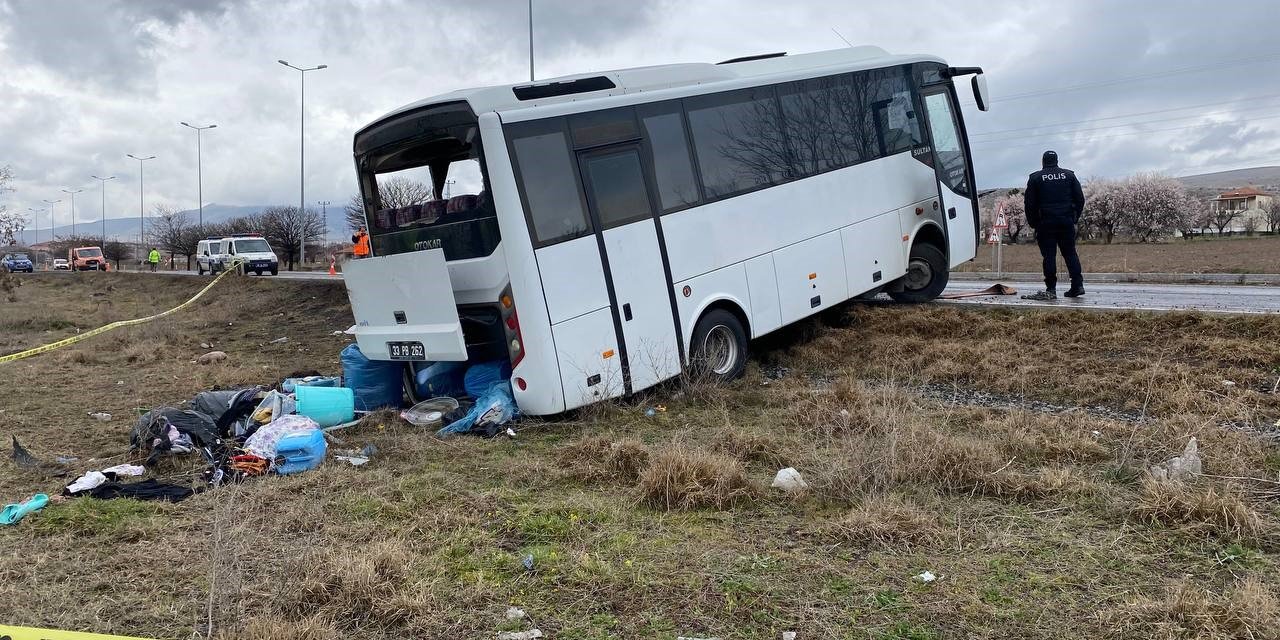 Cezaevi Nakil Aracı Devrildi: 1’i Ağır 11 Yaralı
