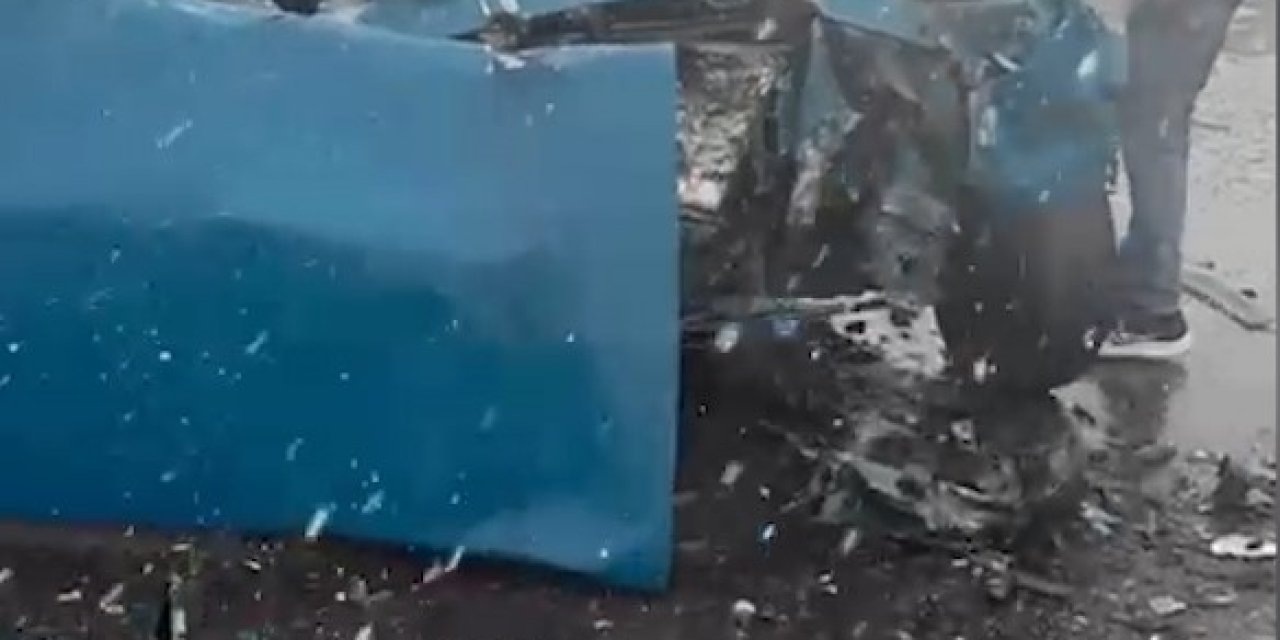 Niğde’de İki Otomobil Kafa Kafaya Çarpıştı: 5 Yaralı