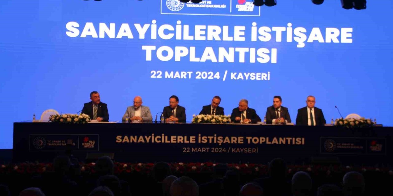 Bakan Kacır, Kayserili Sanayicilerle Bir Araya Geldi