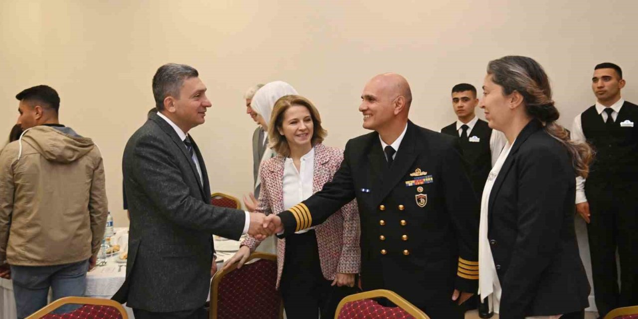 Vali Şahin: “kahramanlarımızı Asla Unutmayacağız”