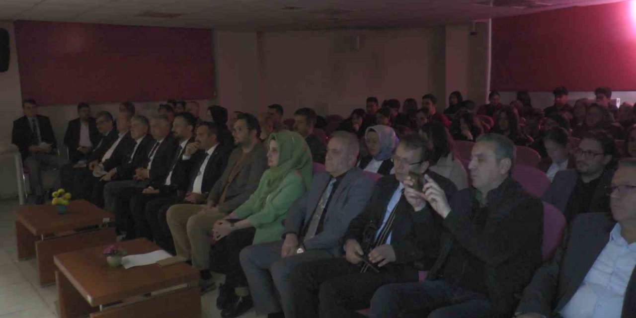 Kayseri’de Kütüphane Haftası’nın Açılışı Yapıldı