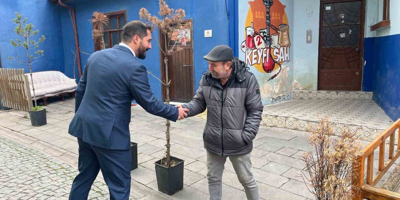 50 Yıllık Muhtarı Genç Aday Emekli Etmeye Çalışacak